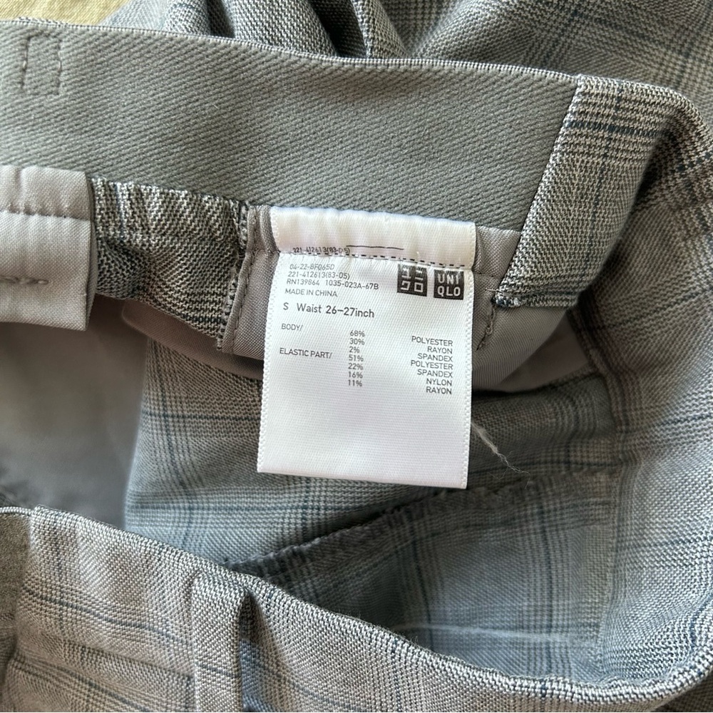 Uniqlo Grey High-Waist Glen Check Tapered Trousers - Picture 6 of 8